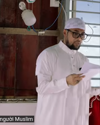 Học kiến thức tôn giáo là trách nhiệm của mỗi người Muslim