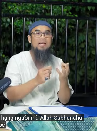 3 nhóm người bị Allah trừng phạt đau đớn
